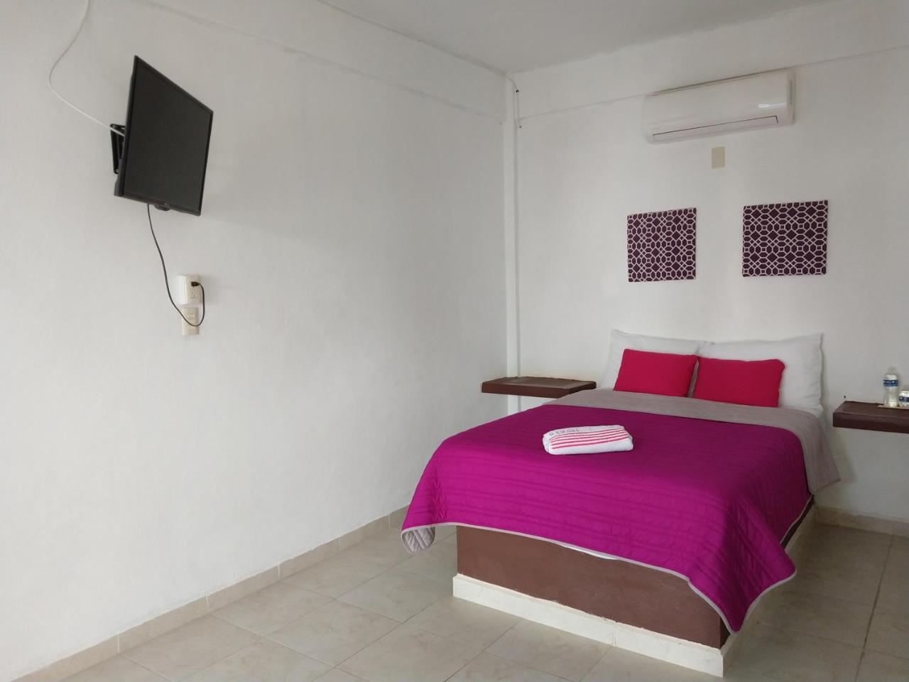 Hotel Espana Chetumal Esterno foto