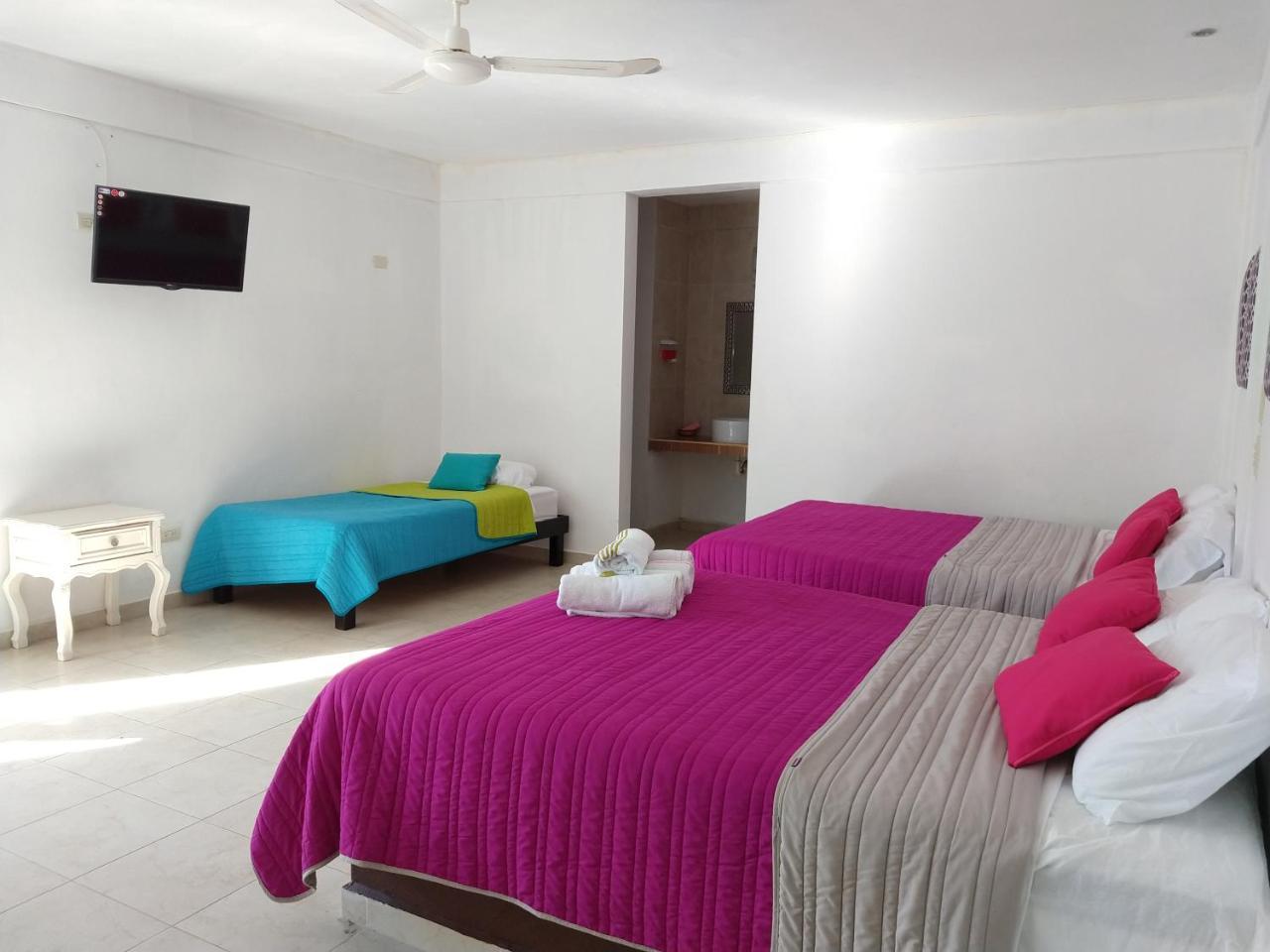 Hotel Espana Chetumal Esterno foto