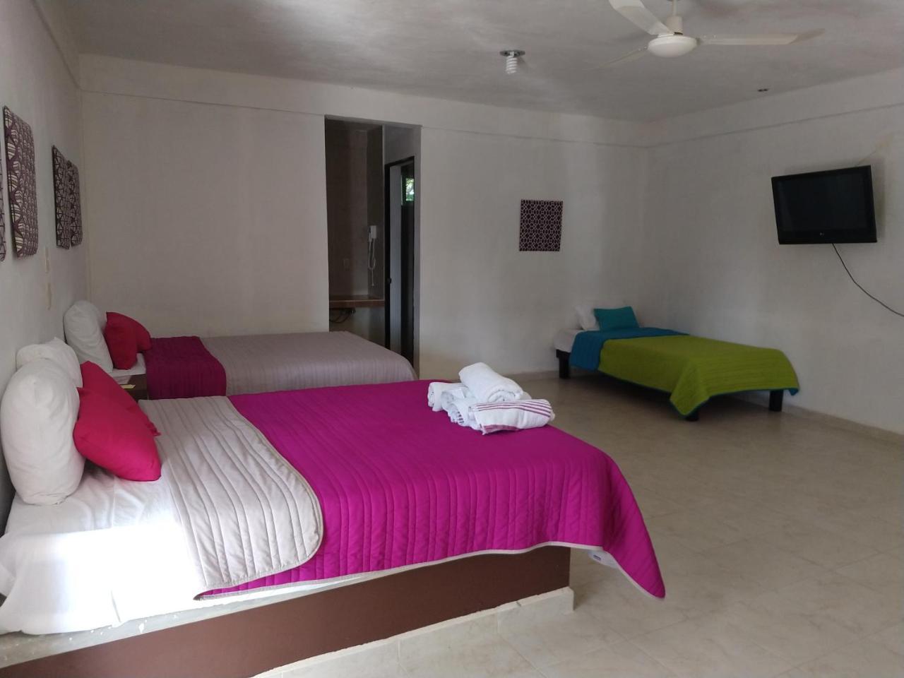 Hotel Espana Chetumal Esterno foto